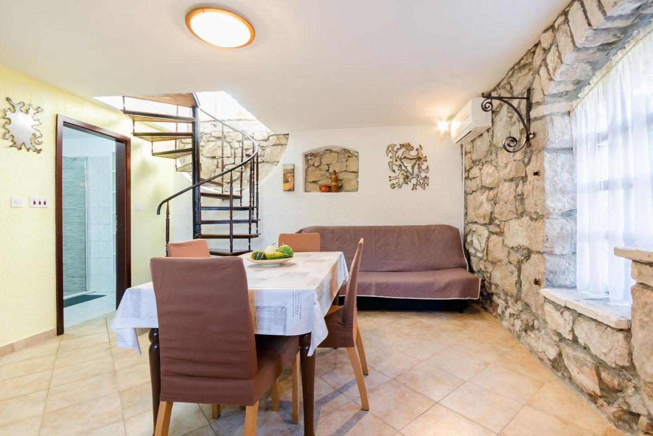 Apartment Josip Plomin Dış mekan fotoğraf