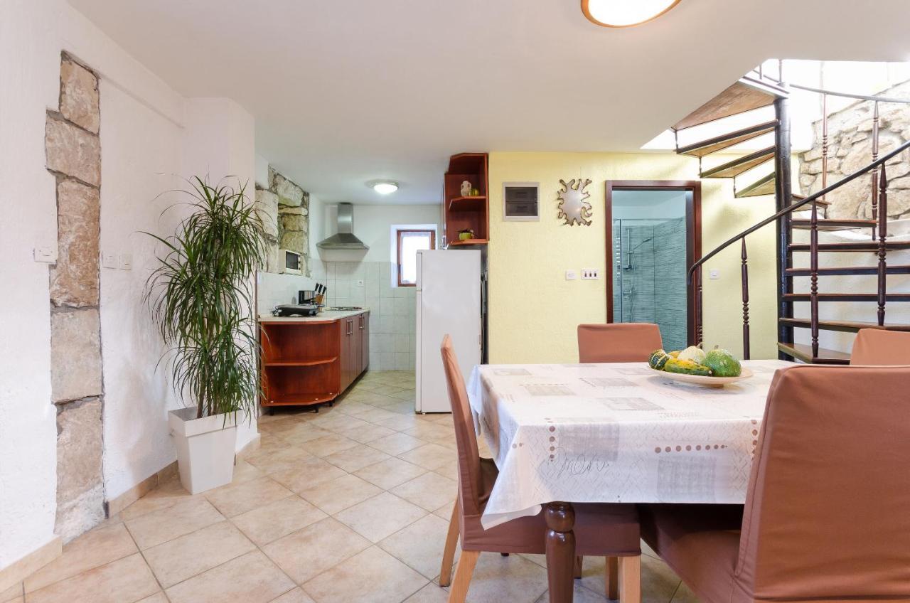 Apartment Josip Plomin Dış mekan fotoğraf